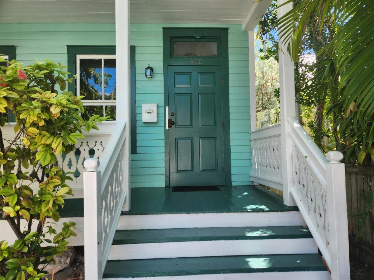 Courtney'S Place Historic Cottages & Inns Key West Exterior photo